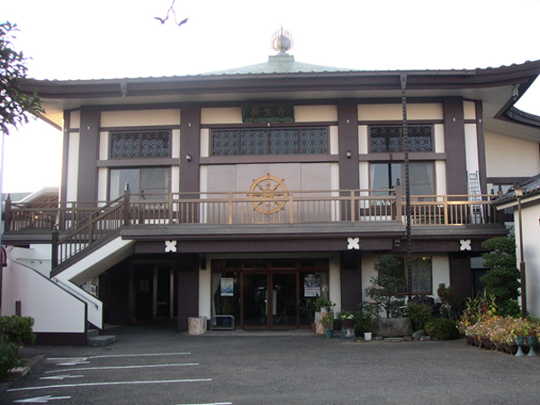 昭和58年落慶 鉄筋2階建 現在の本堂 昭和58年落慶 鉄筋2階建 現在の本堂
